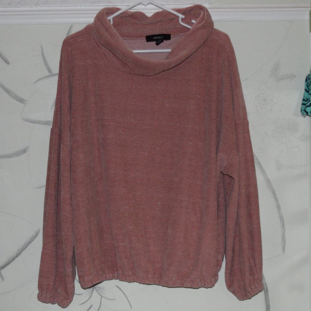 Forever 21 Pale Pink Cowl Neck Sweater Size 2X